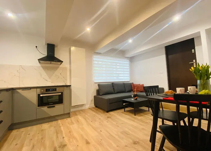 Rzeszowska 5 Apt 02